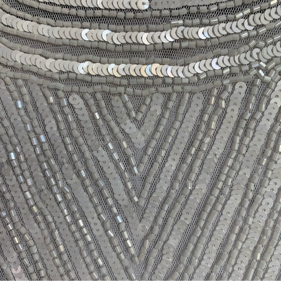 ASOS DESIGN sequin top with geo pattern in white - Picture 6 of 8